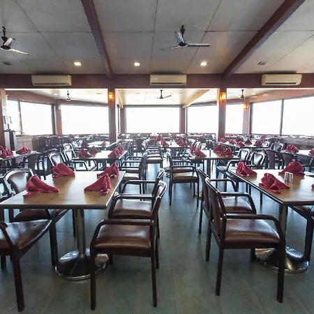Upper Deck Resort - Highest Peak, Lonavala-2